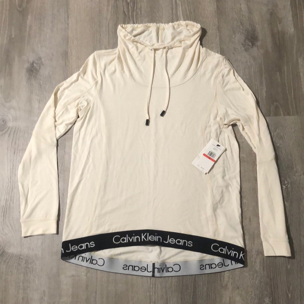 Calvin Klein Sweater